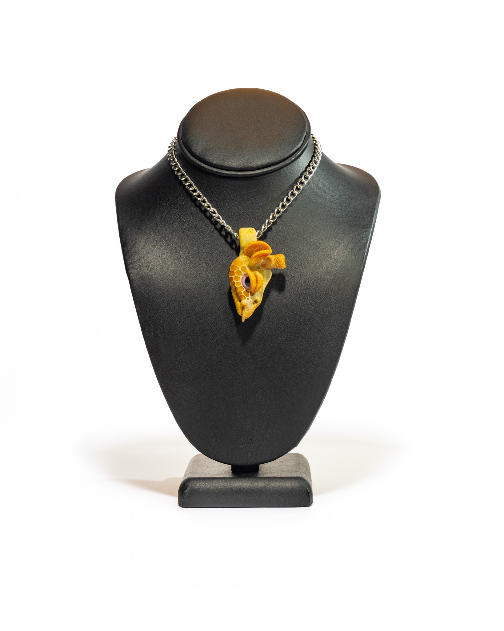 Matt Robertson - Giraffe Pendant